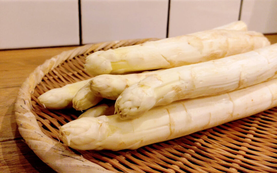 《ロワール産　ホワイトアスパラガス》